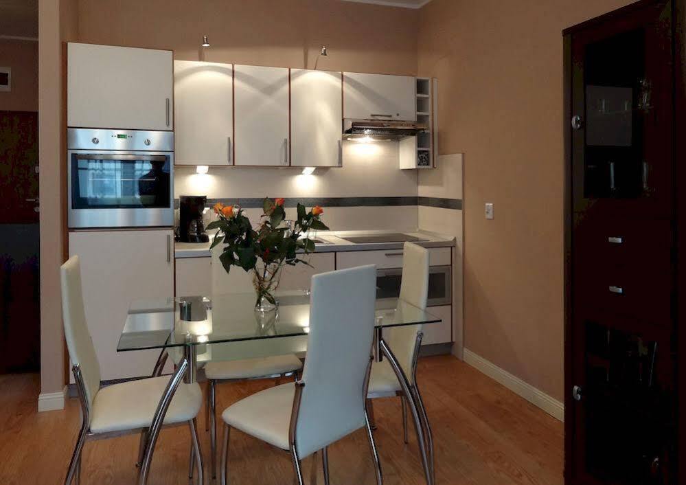 ילנייה גורה Apartamenty Centrum Villa Perla מראה חיצוני תמונה